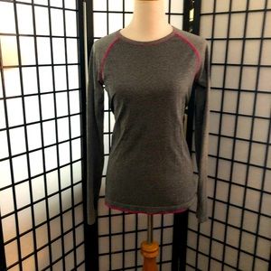 Gray/pink stripe athletic long sleeve shirt sz Lg
